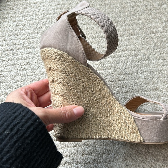 QUPID | size 10 heels - Picture 7 of 9